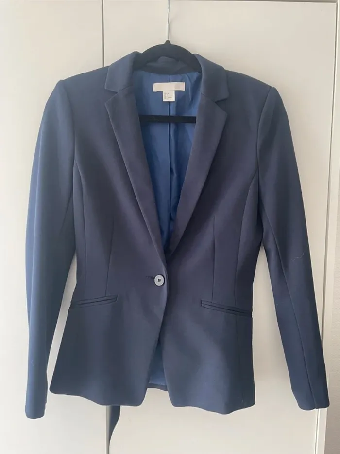 Blazer h&m en très bon état taille 36