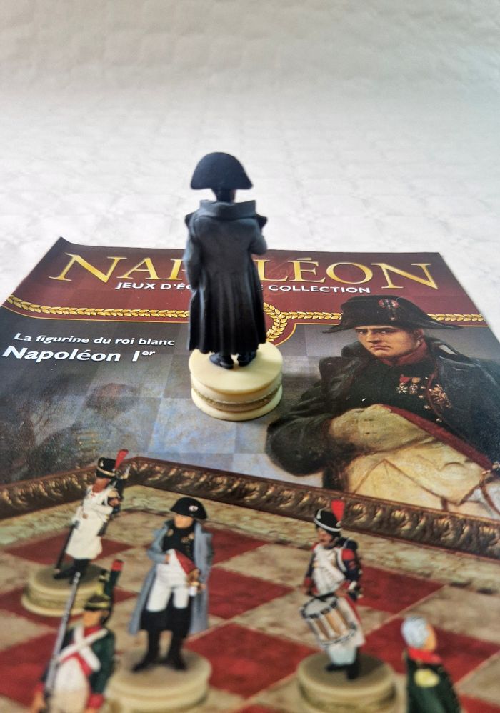 Figurine , Napoléon , jeux d'échec de collection , numéro 33 , Napoléon 1er - photo numéro 2