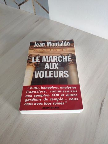 Livre le marché aux voleurs Montaldo