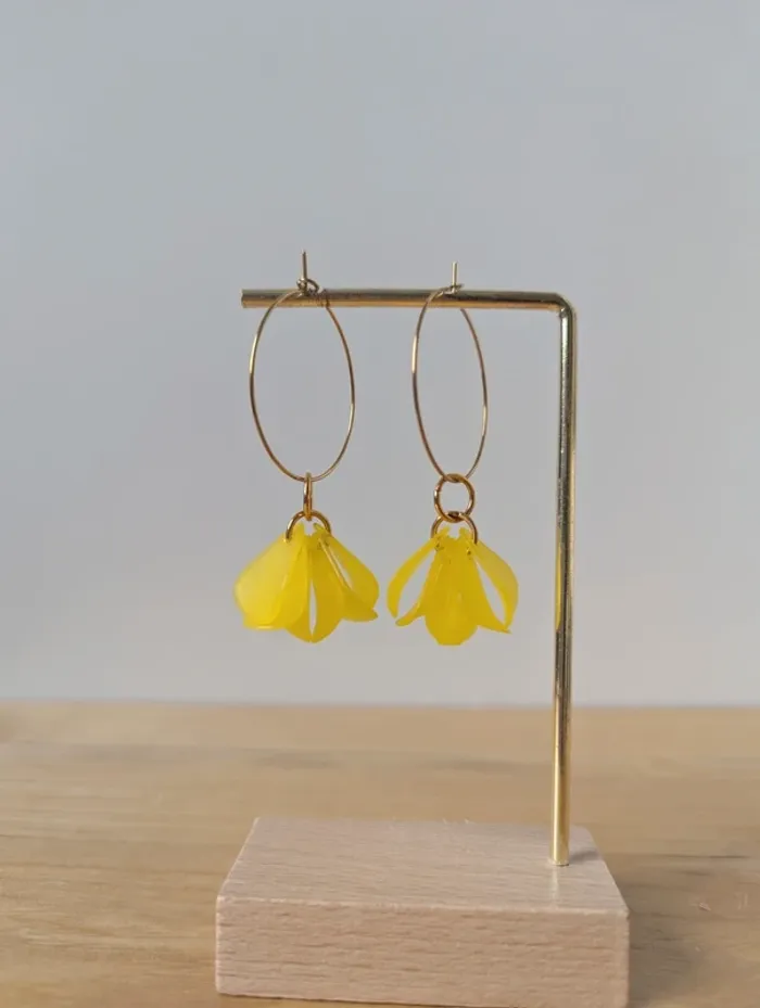 Creoles pétales Sezanelike jaune pendances