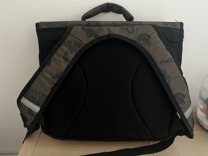 Cartable dinosaure - photo numéro 2