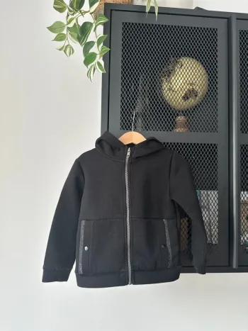 Gilet noir 4 ans