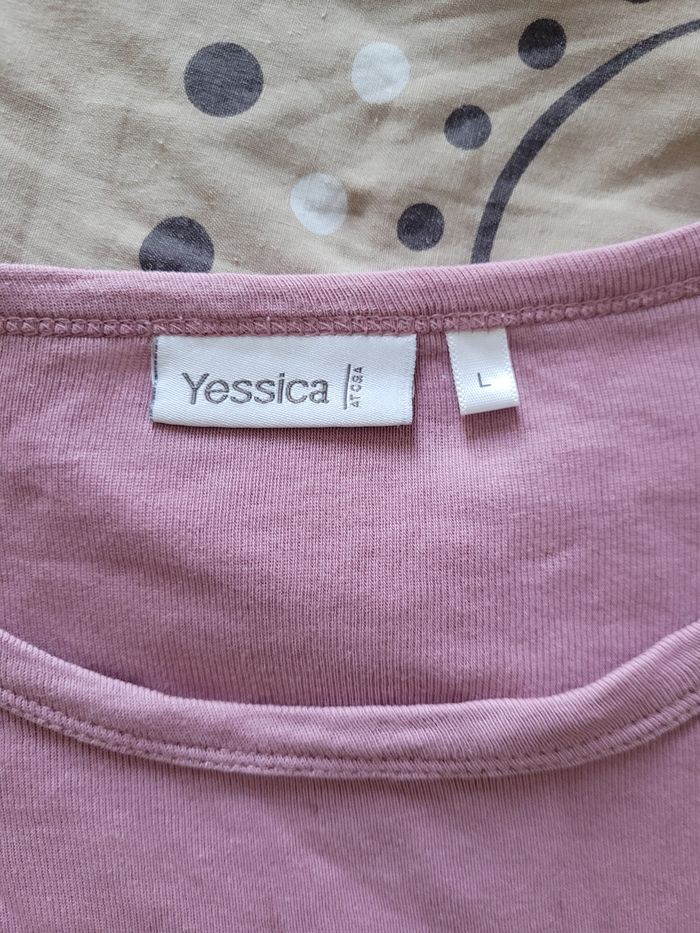 Tee-shirt - photo numéro 2