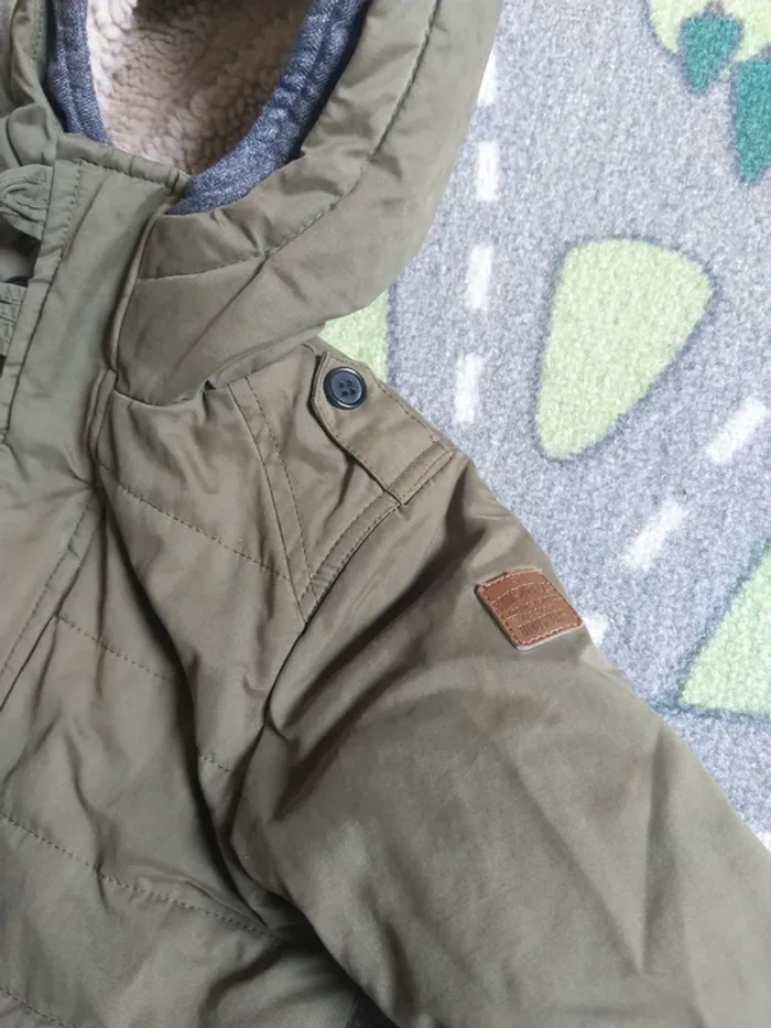 Manteau / parka chaude ..jbc taille 104 / 4 ans - photo numéro 7