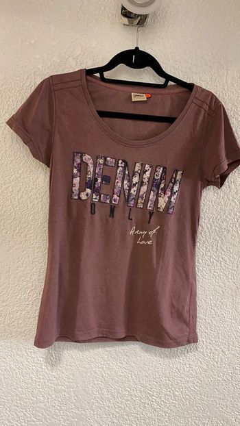 Tee-shirts