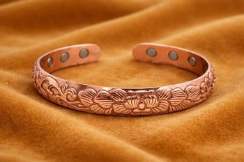 🧲 Bracelet Magnétique en Cuivre – Énergie, Bien-être & Élégance 💫