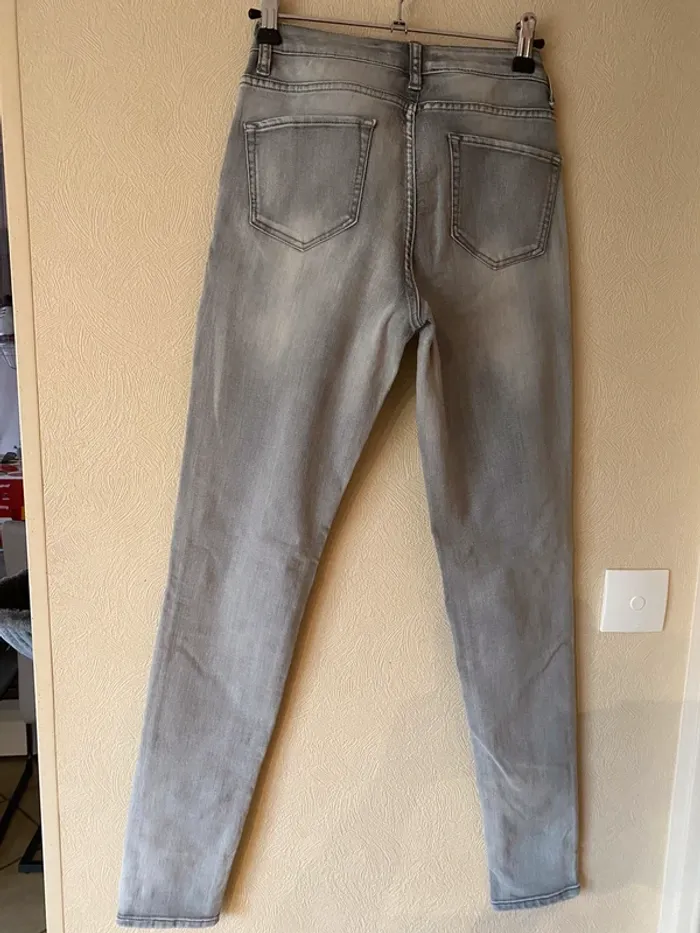Jean gris - photo numéro 2