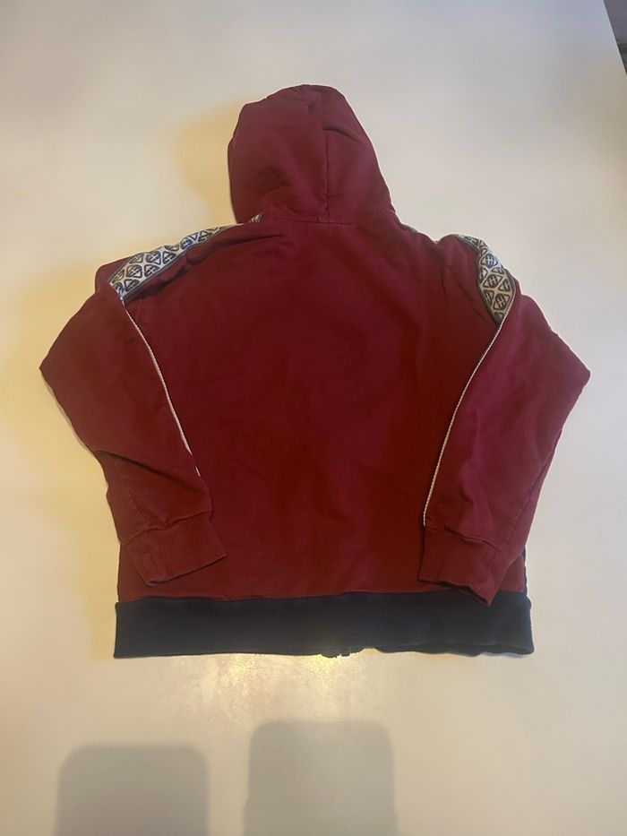 Sweat zippé à capuche BON ÉTAT pour garçon taille 10 ans couleur bordeaux - photo numéro 6
