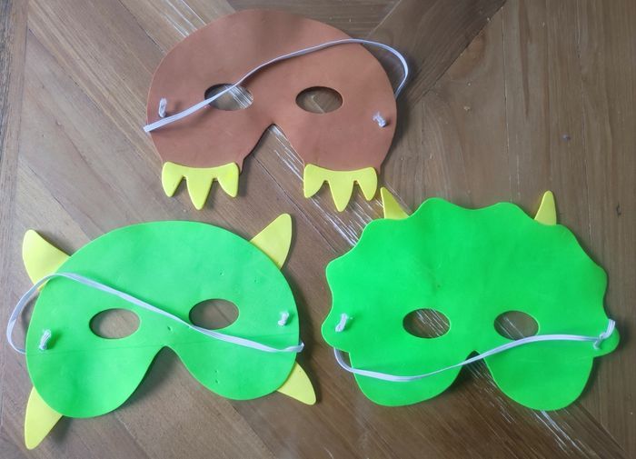 Lot masque dinosaures - photo numéro 2