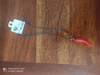 Collier dent de requin