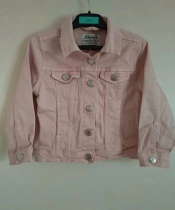 Veste en jean rose pâle taille 3/4 ans