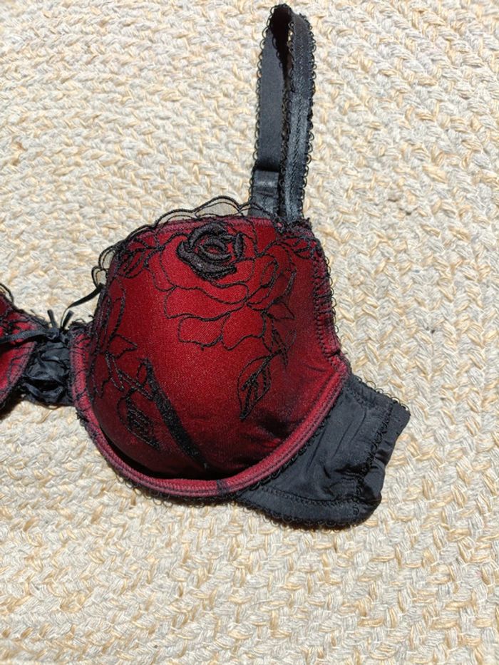 Soutien gorge dentelle - photo numéro 2