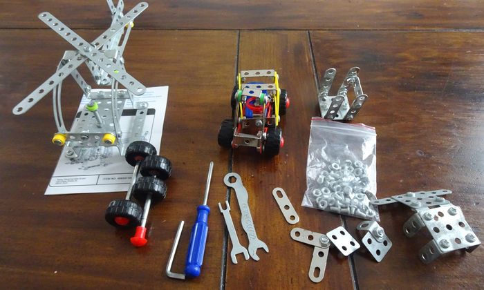 Lot de 4 meccano + 2 offerts - photo numéro 2