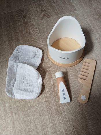 Kit d'hygiène poupon vertbaudet