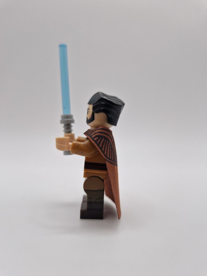 Figurine type lego Jedi / sith Comte dooku jeune star wars - photo numéro 2
