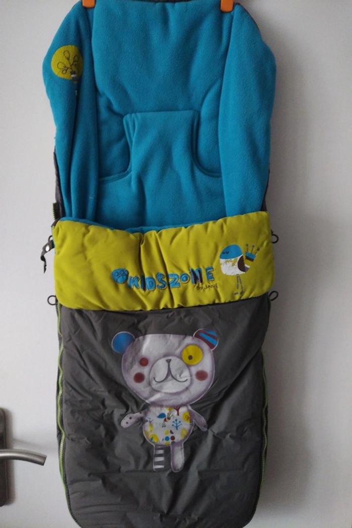 Chanceliere poussette kid zone ours