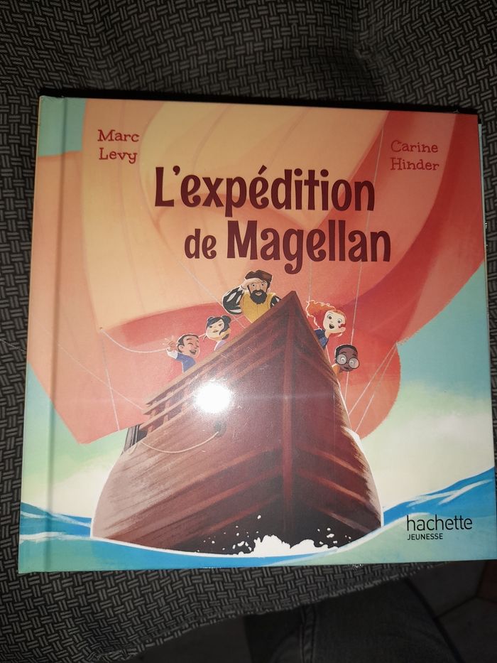 Livre L'expédition de magellan