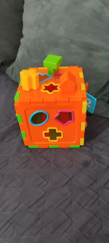 Cube d'activités Vertbaudet