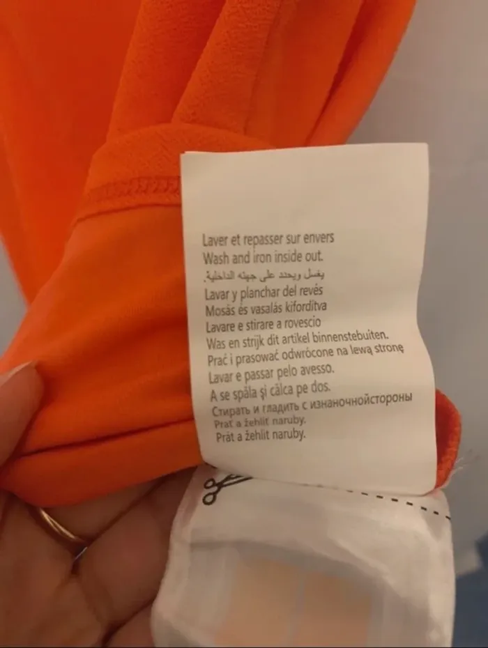 Robe orange 🍊 - photo numéro 5