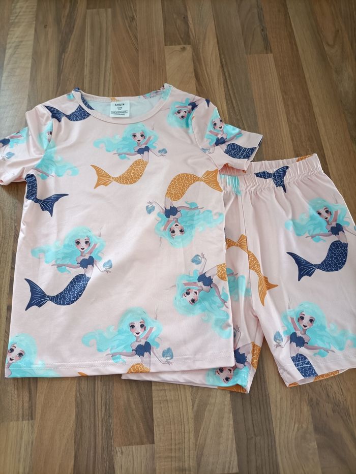 Pyjama deux pièces sirène 6 ans shein rose