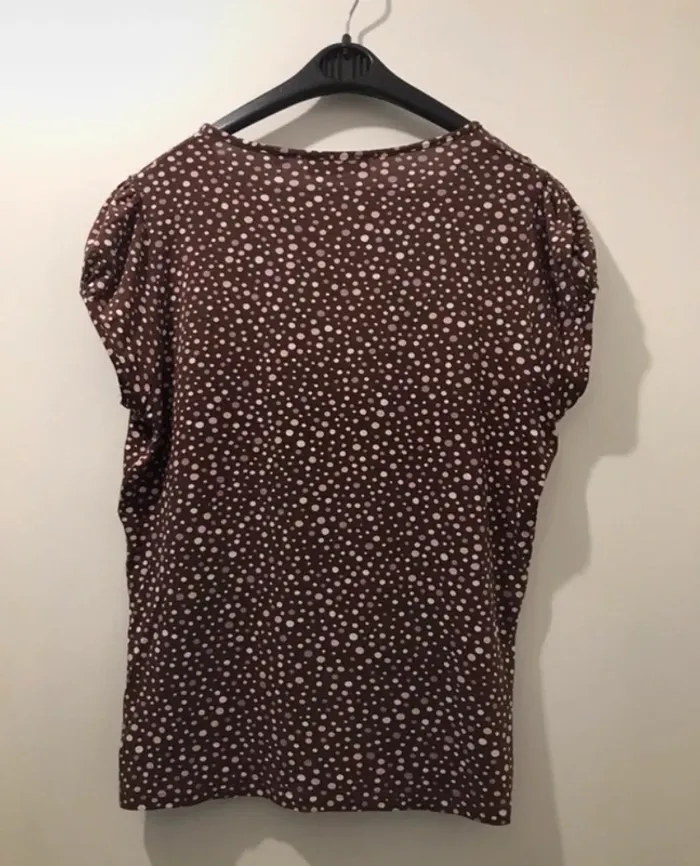 Haut femme été kiabi woman col v  manches courtes marrons multicolore taille 44 - photo numéro 2