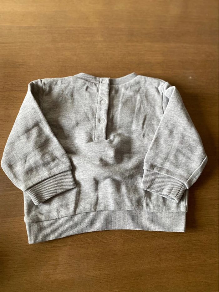 Pull sweat gris - photo numéro 2