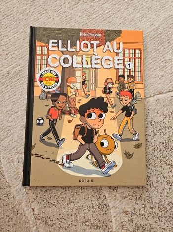 Elliot au collège Tome 1