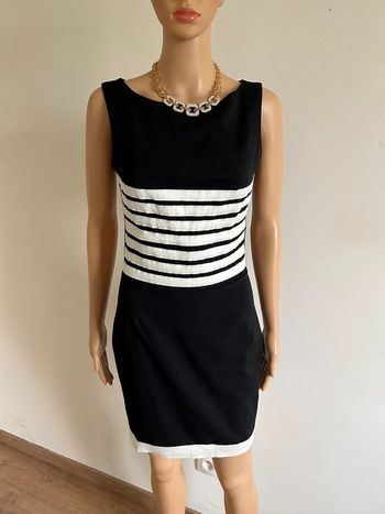 Robe noire et blanche sans manches Morgan taille 36 TBE (taille petit)