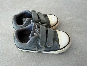 Chaussures enfant baskets converse grise 23