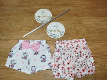 Lot de 2 shorts fille 6/9 mois