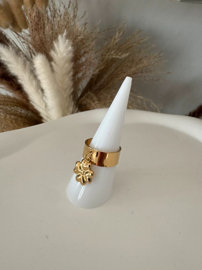 Magnifique bague en acier inoxydable avec grelot cœur résistant à l’eau ajustable - photo numéro 4