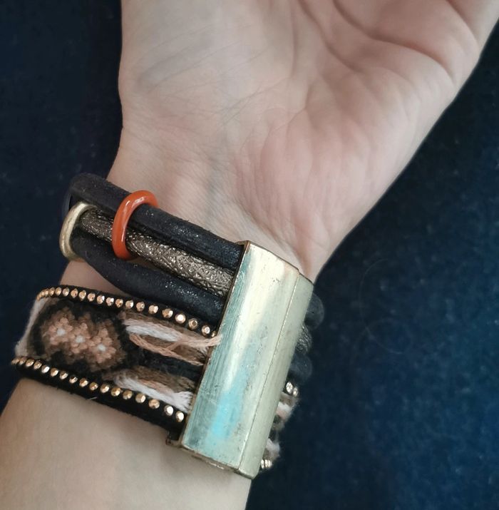 Bracelet large a motifs - photo numéro 3