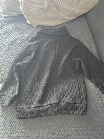 Pull colle roulé