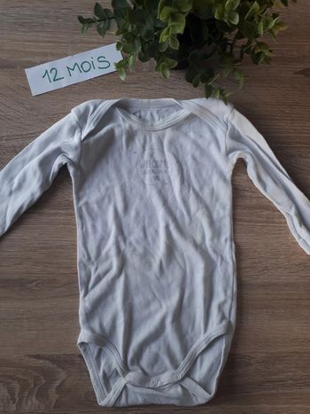 Body 12 mois