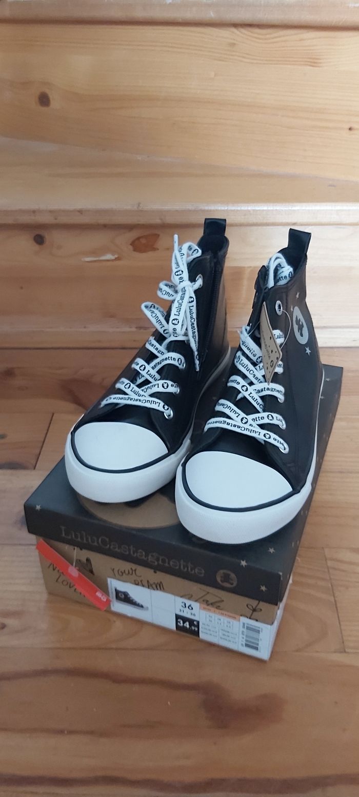 Chaussures montantes neuves Lulu castagnette Pointure 36