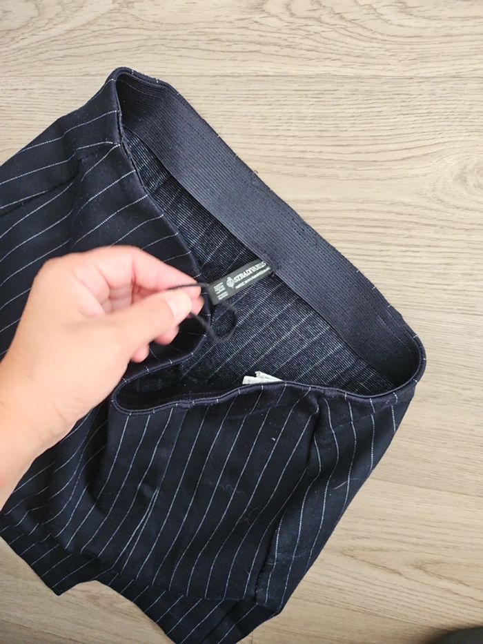 Jupe courte - photo numéro 3