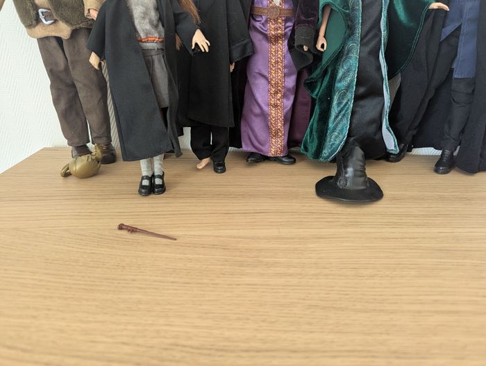 Lot de poupées harry Potter, hermione, Ron, Hagrid, Dumbledore, prof Mac Gonagall et Rogue - photo numéro 8