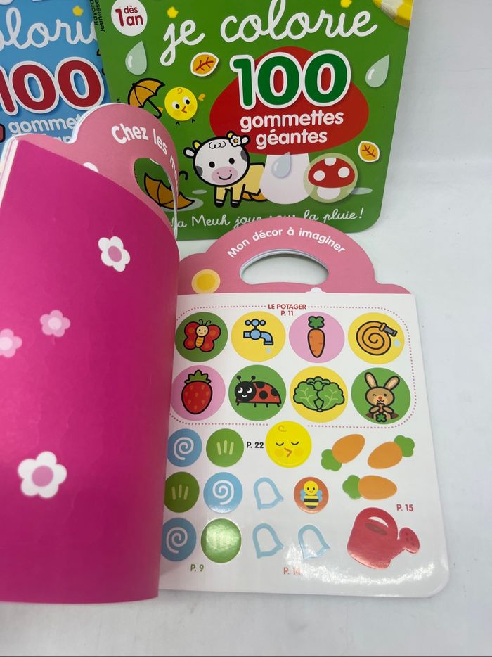 Lot de 4 livres d’activités Magazine Je colle je colorie Avec 100 gommettes géantes imagier neuf avec Lola meuh - photo numéro 3