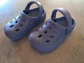 paire de sabots " crocs" pointure 26