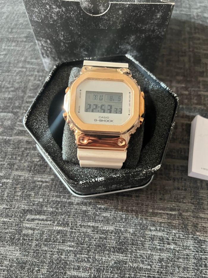 Montre G- shock - photo numéro 2