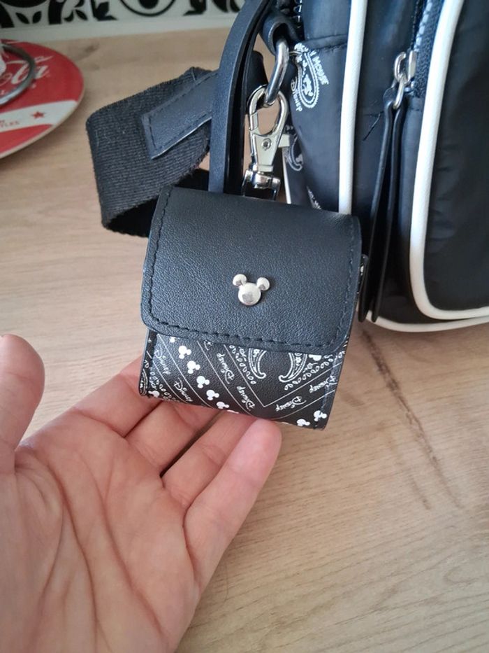 Sac en bandoulière Mickey Mouse - photo numéro 3