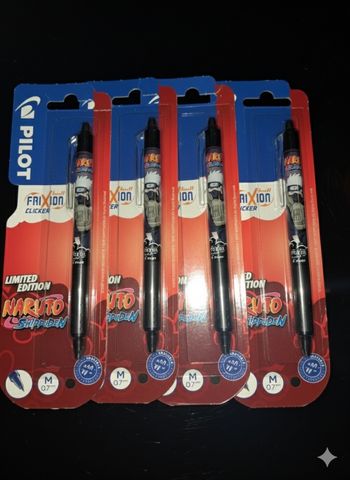 Lot de 4 stylos PILOT noir edition limitée Naruto