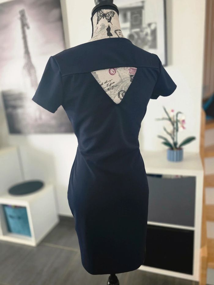 Magnifique robe 👗 bleue marine Morgan - photo numéro 5