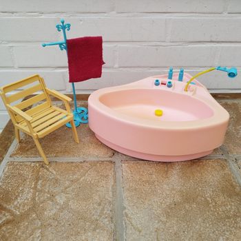 Baignoire vintage de luxe Barbie 