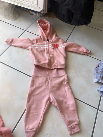 Ensemble, jogging, petite fille, taille six mois