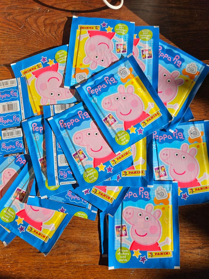 Lot de 20 pochettes + 5 offertes – Peppa Pig (Panini) - photo numéro 2