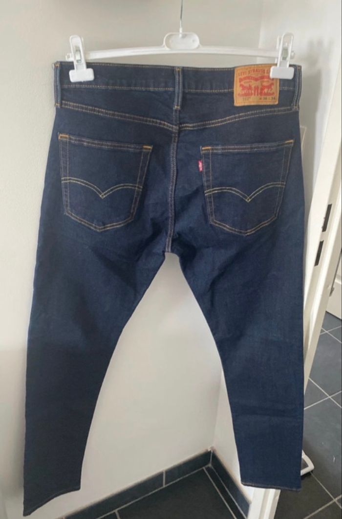 Jean levi’s - photo numéro 3
