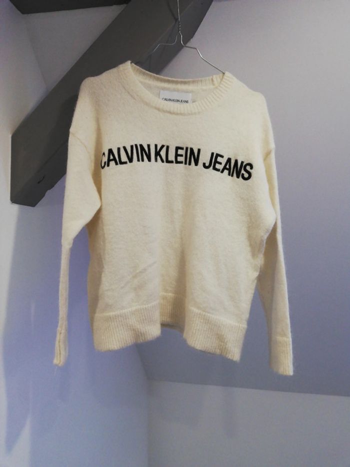 Pull Calvin Klein