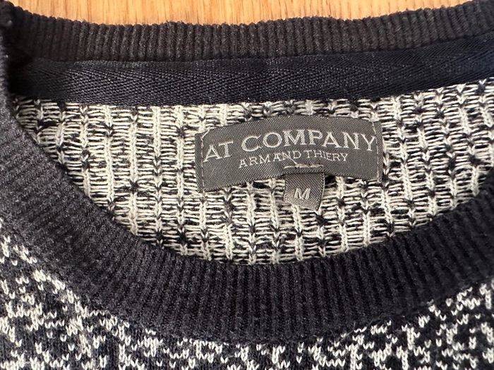 Pull d’hiver flocon - photo numéro 2