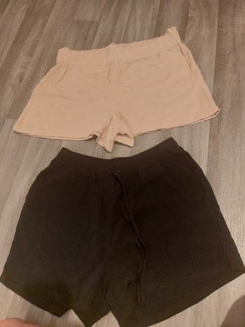 Lot de 2 short léger taille 38